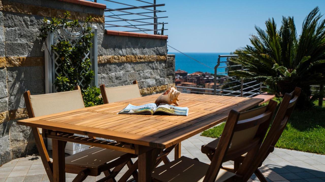 Italianway - Delle Ginestre 28 Διαμέρισμα Marina dʼMarina dʼAndora Εξωτερικό φωτογραφία